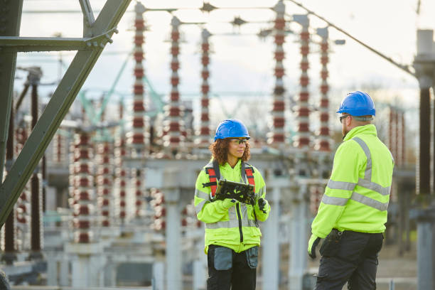 Best Local Electrician Companies  in Lakewood, WA